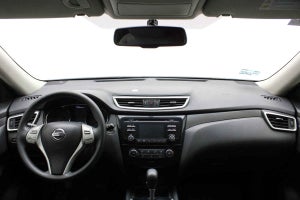 2017 Nissan X Trail 5p Sense 3 L4/2.5 Aut Banca abatible