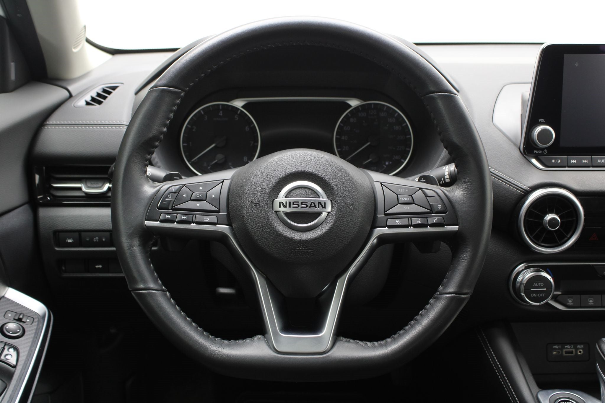 2023 Nissan Sentra 2.0 SR Platinum At