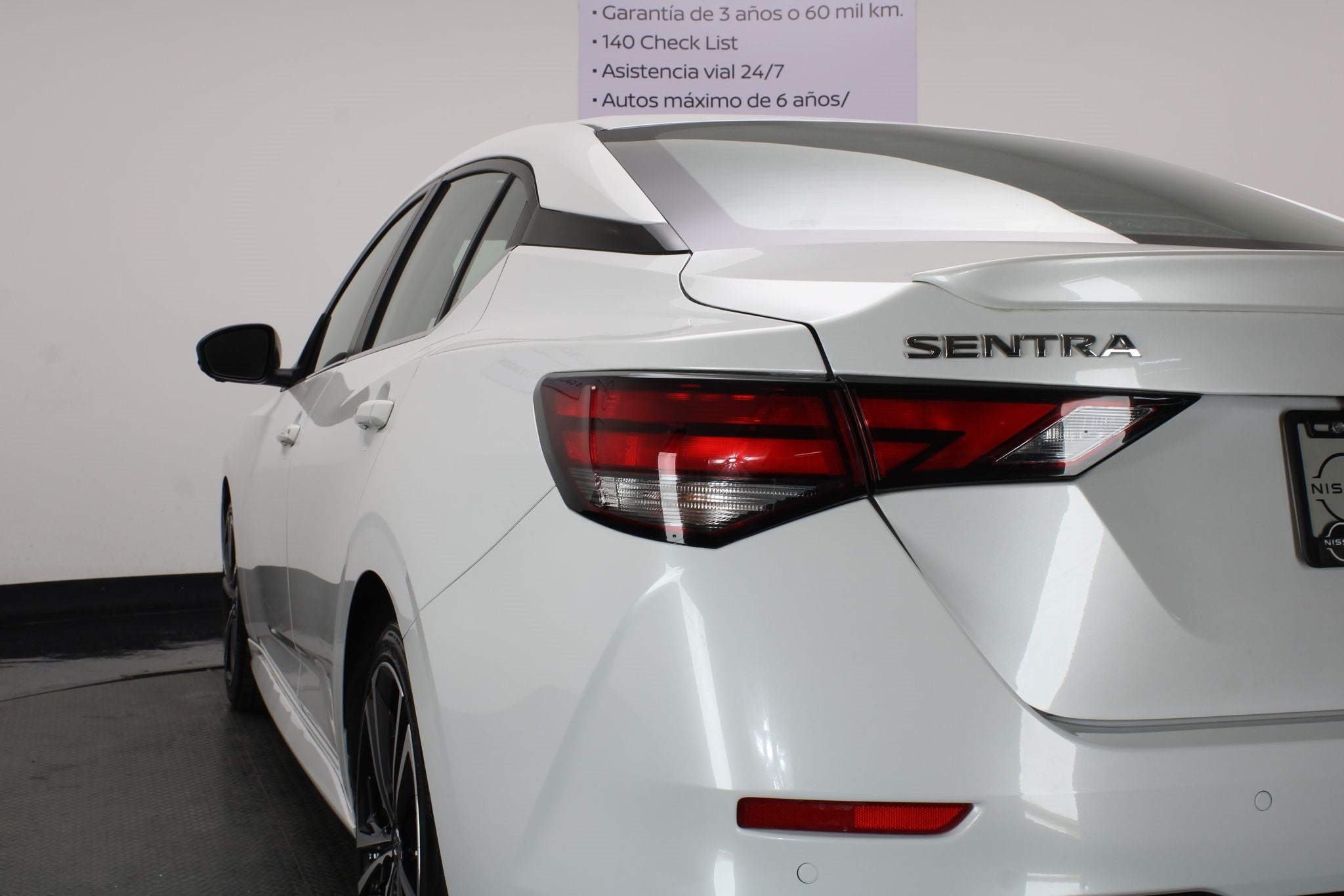 2023 Nissan Sentra 2.0 SR Platinum At