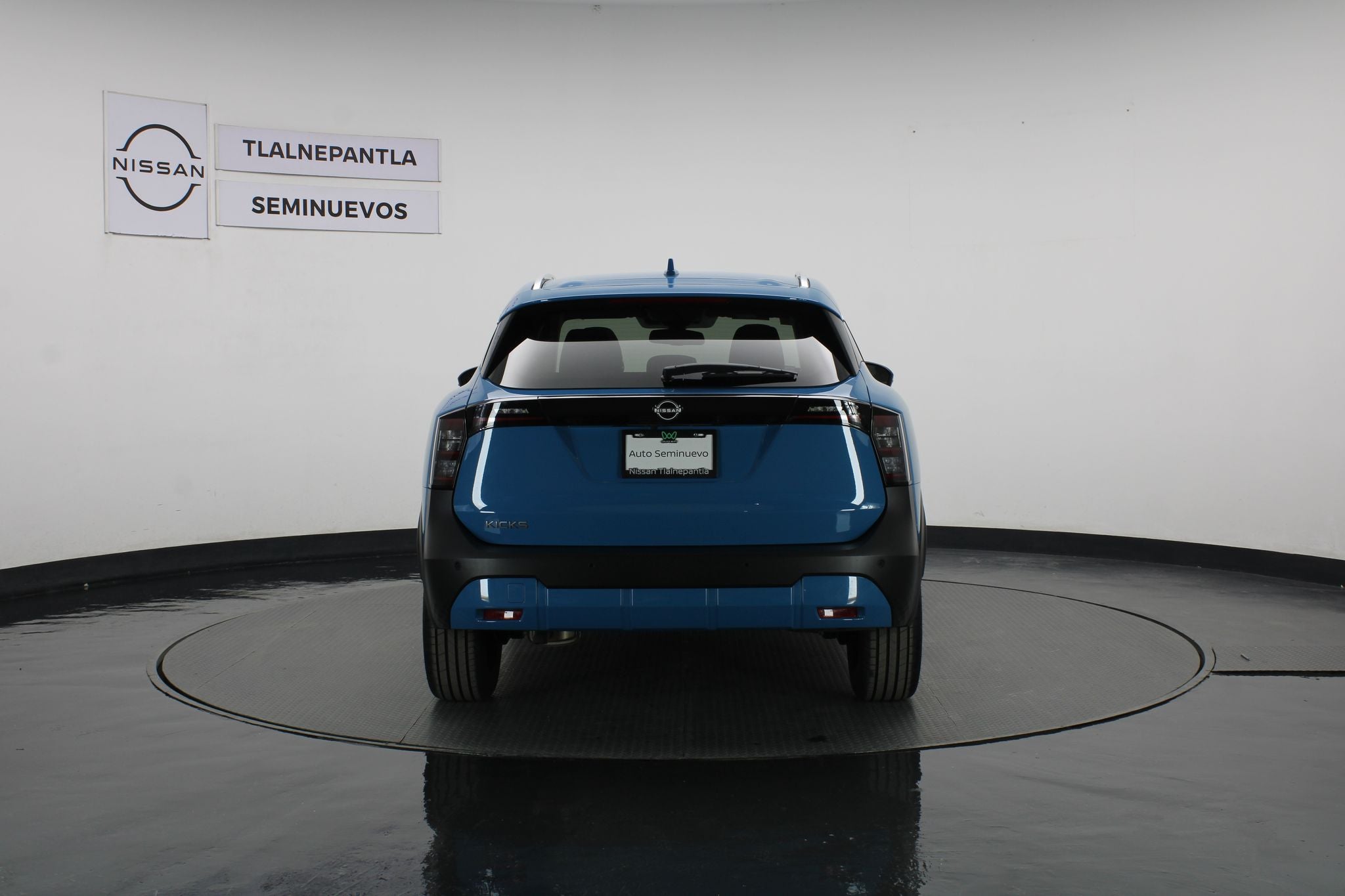 2025 Nissan Kicks 2.0 Platinum At