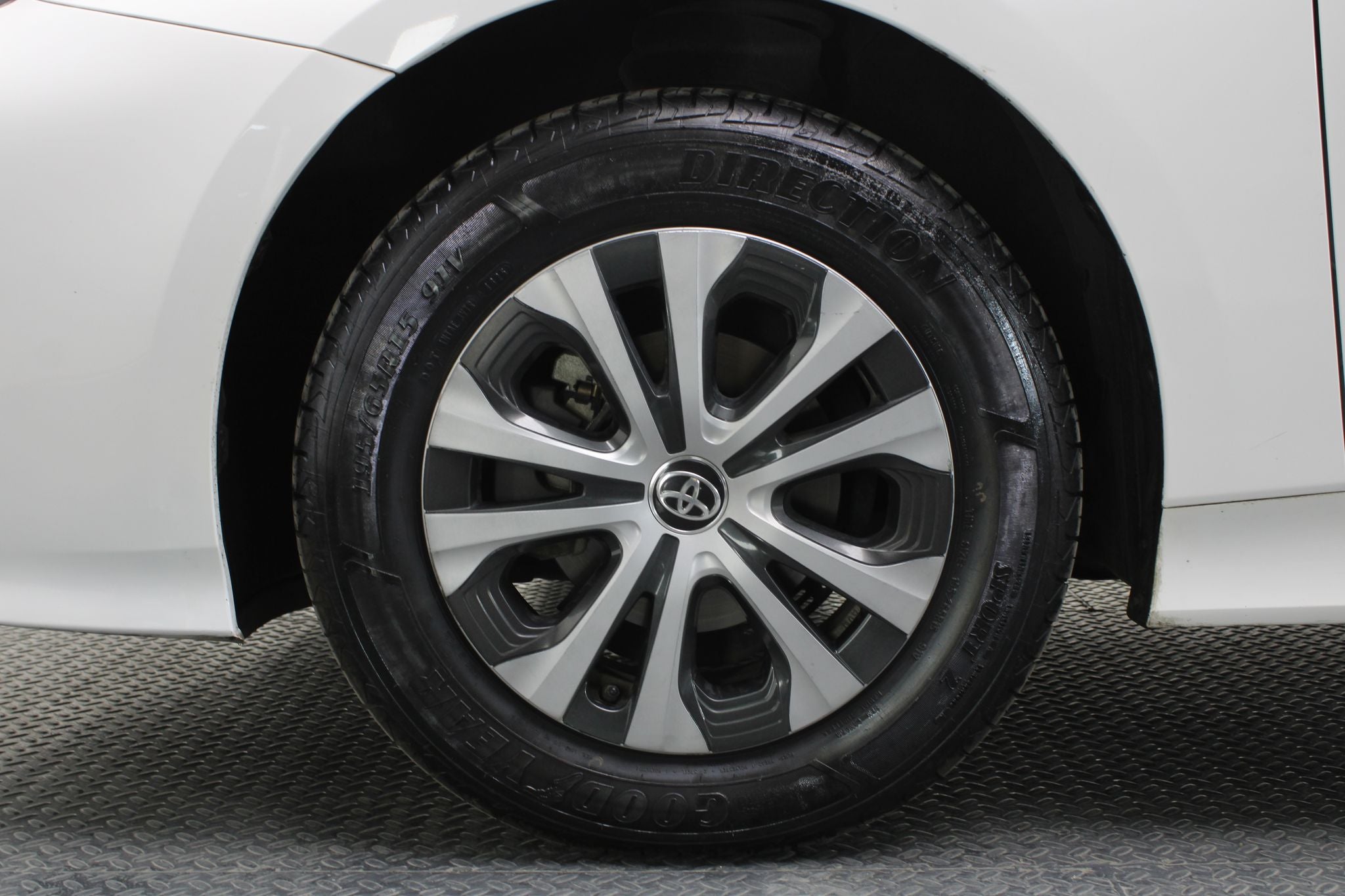 2020 Toyota Prius 1.8 Base Hibrido Cvt