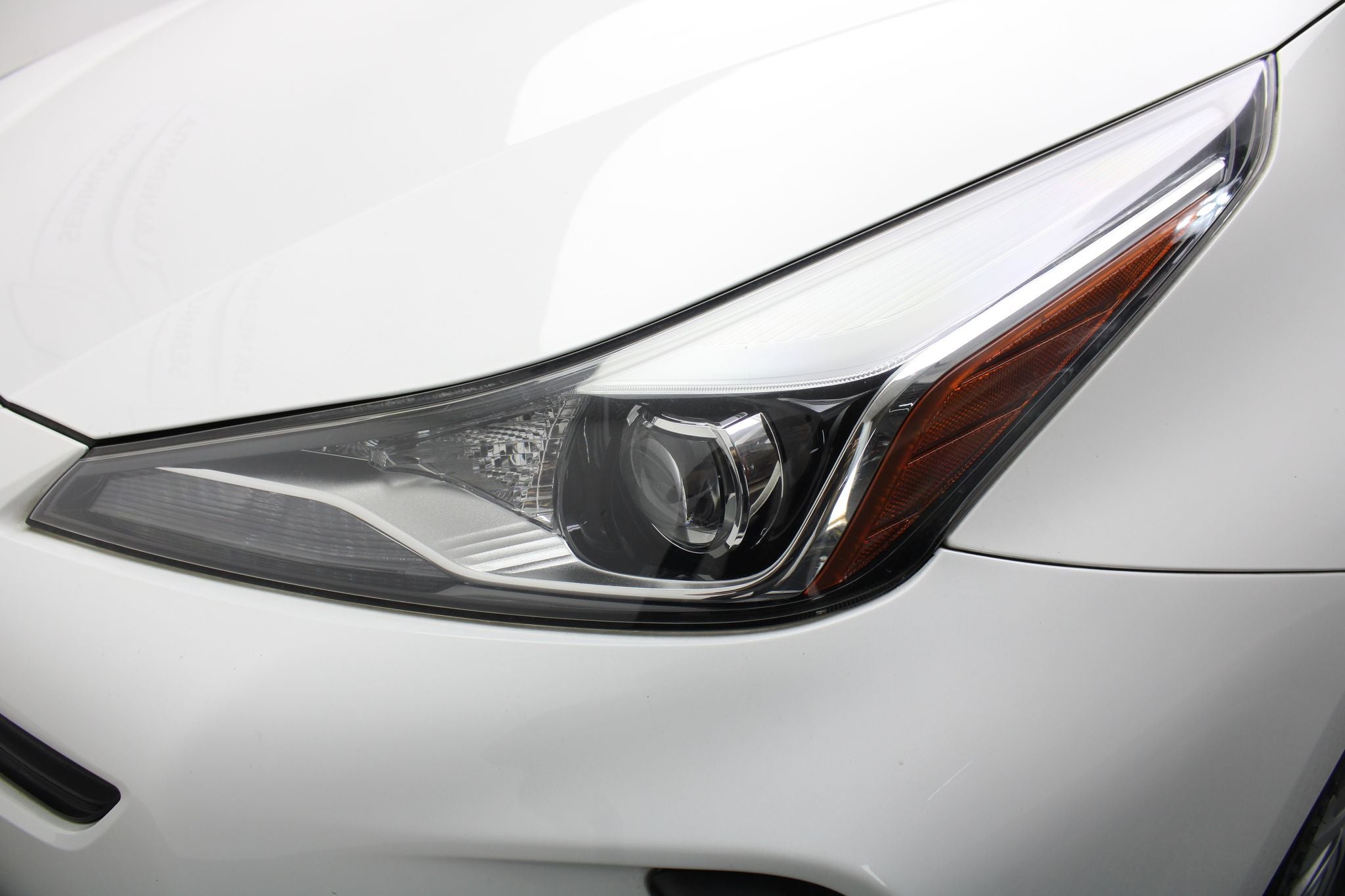 2020 Toyota Prius 1.8 Base Hibrido Cvt