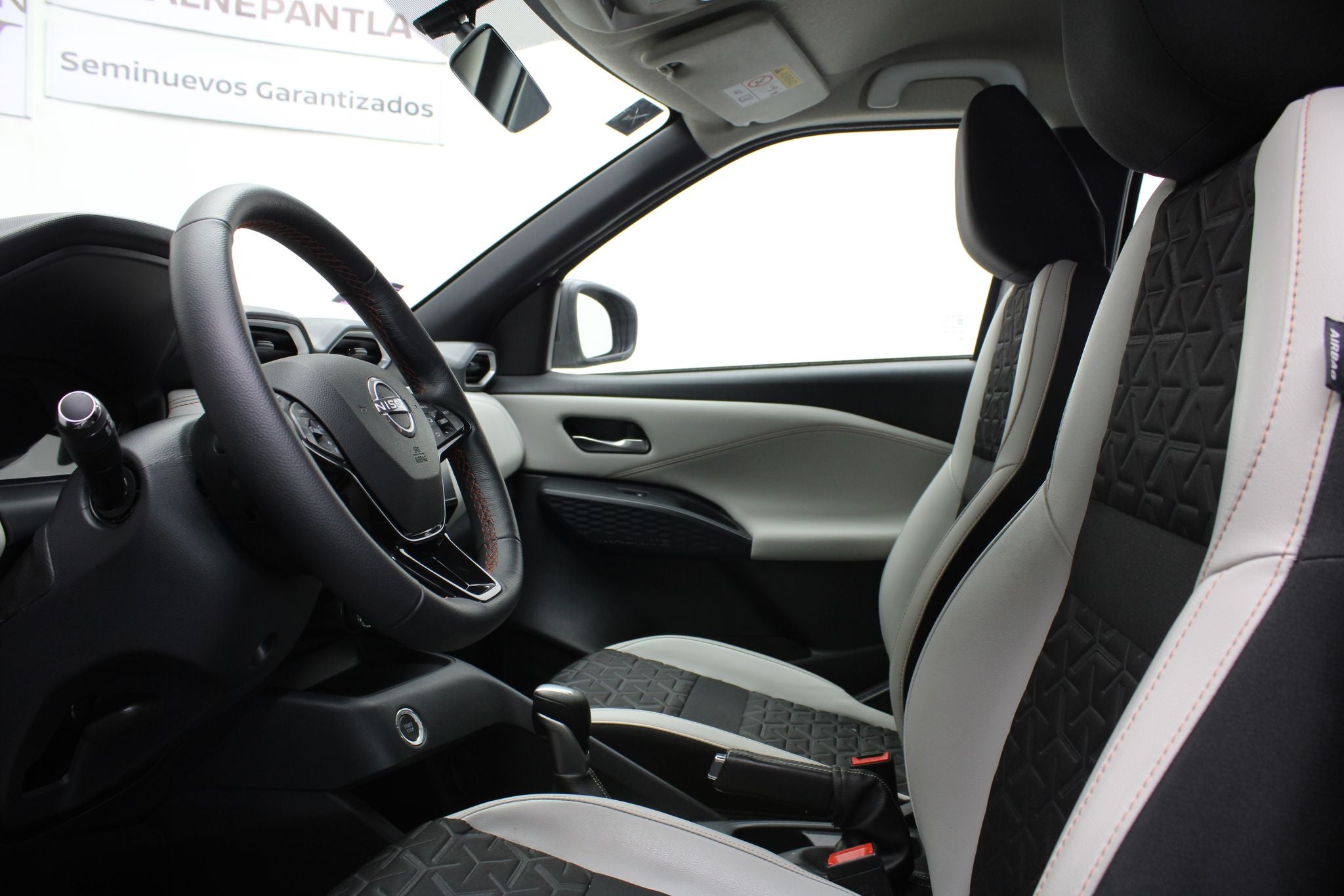 2025 Nissan Magnite 1.0 Exclusive At