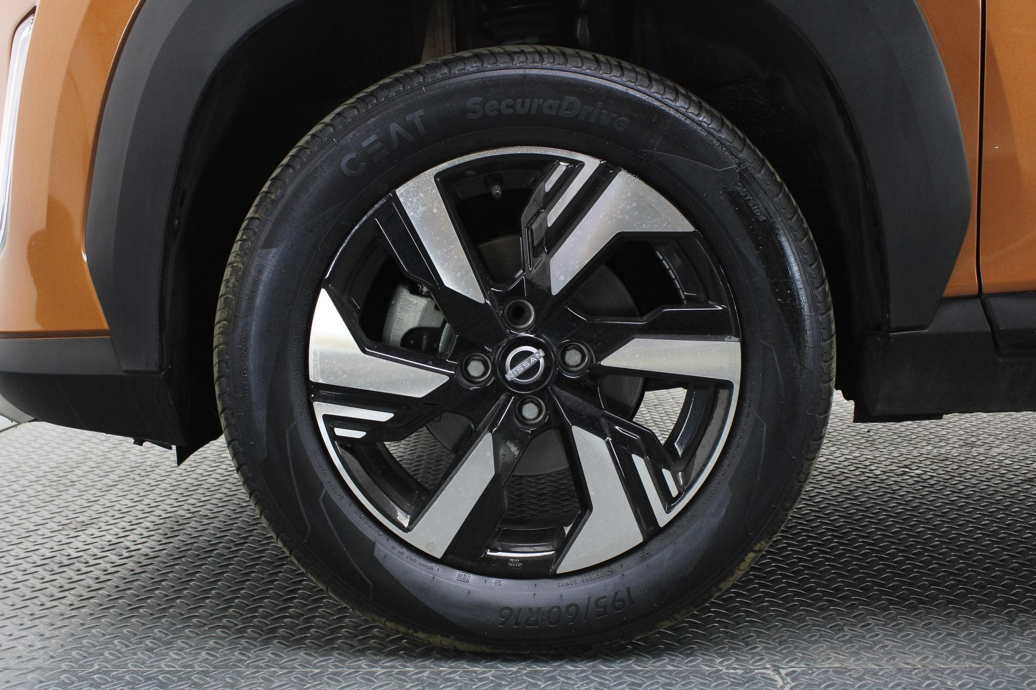 2025 Nissan Magnite 1.0 Exclusive At