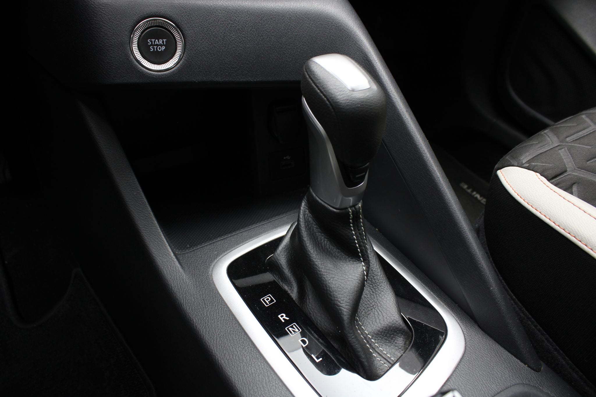 2025 Nissan Magnite 1.0 Exclusive At