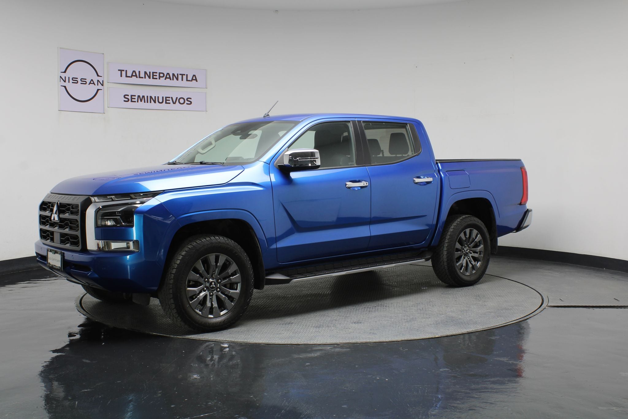 2025 Mitsubishi L200 2.4 Gls Cabina Doble 4x4 Diesel At