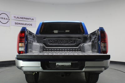 2025 Mitsubishi L200 2.4 Gls Cabina Doble 4x4 Diesel At