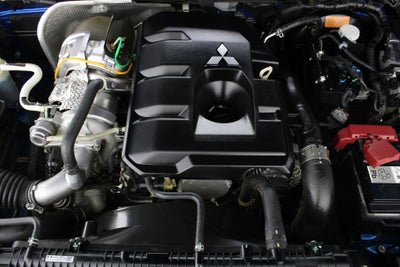2025 Mitsubishi L200 2.4 Gls Cabina Doble 4x4 Diesel At