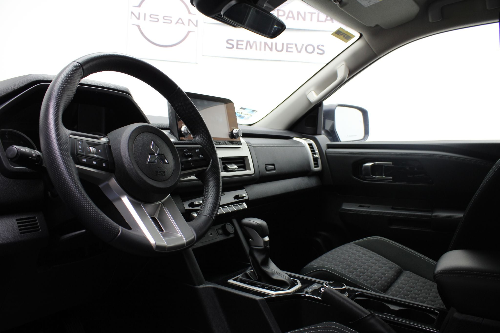 2025 Mitsubishi L200 2.4 Gls Cabina Doble 4x4 Diesel At