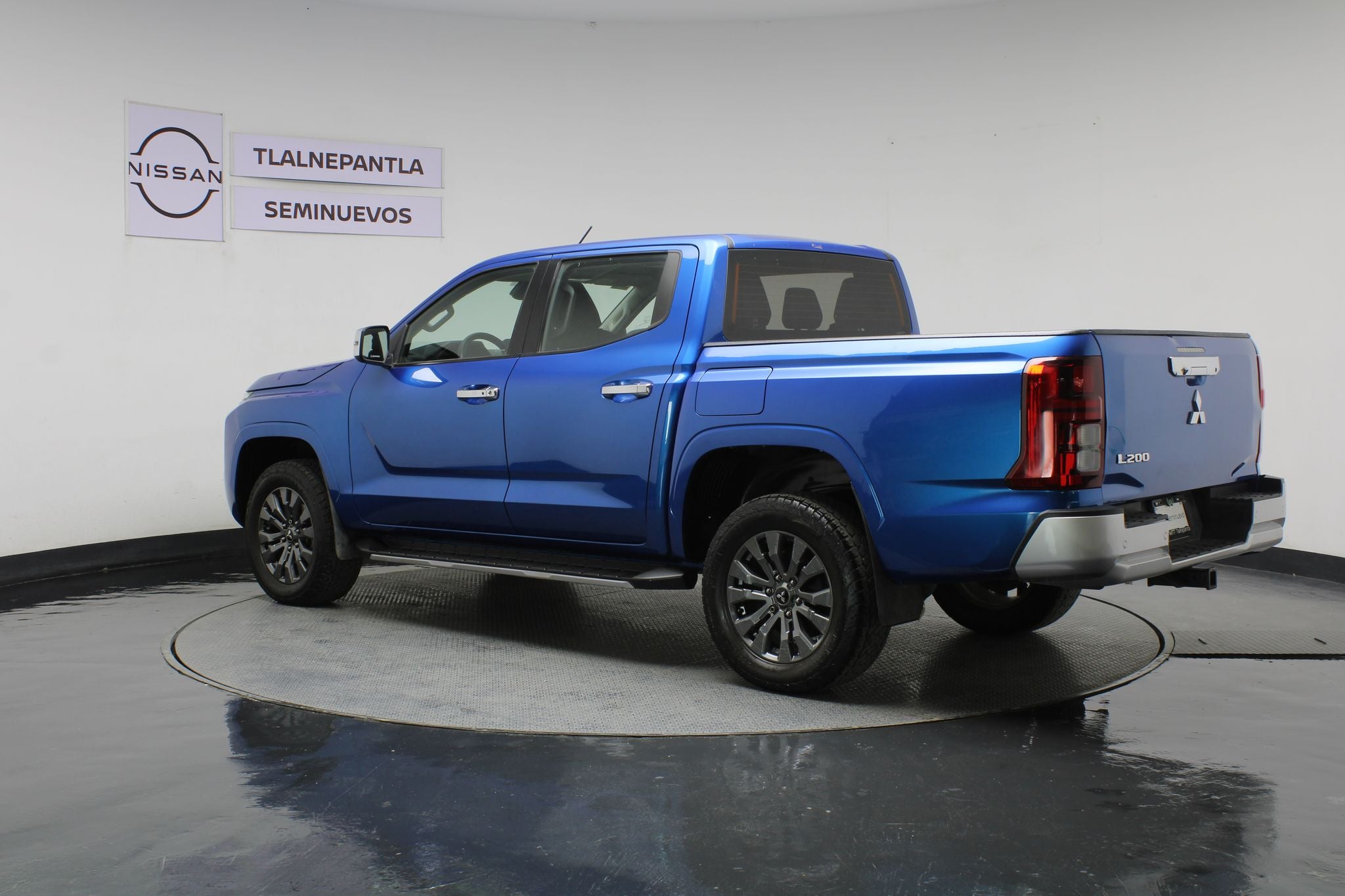 2025 Mitsubishi L200 2.4 Gls Cabina Doble 4x4 Diesel At