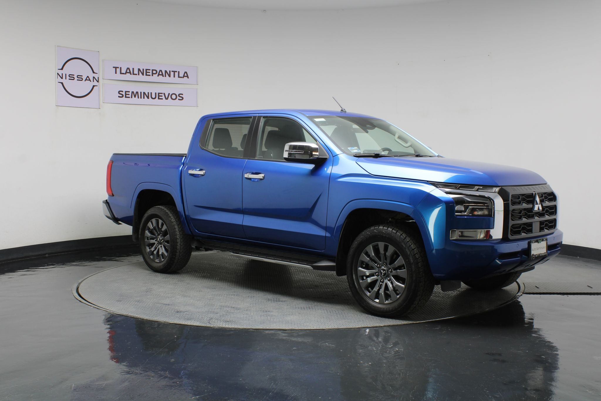 2025 Mitsubishi L200 2.4 Gls Cabina Doble 4x4 Diesel At