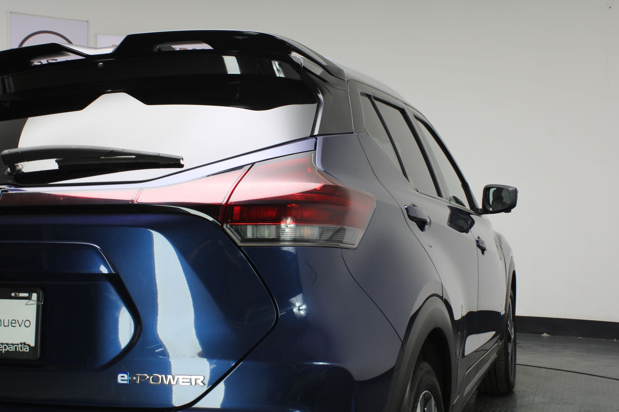 2025 Nissan Kicks E-Power Platinum At