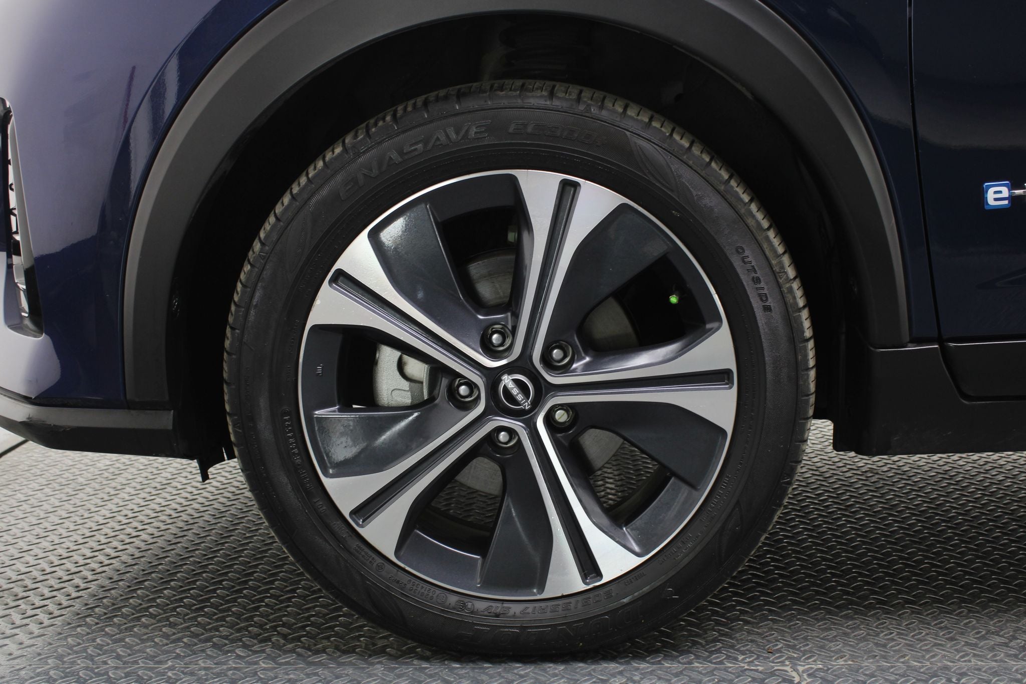 2025 Nissan Kicks E-Power Platinum At