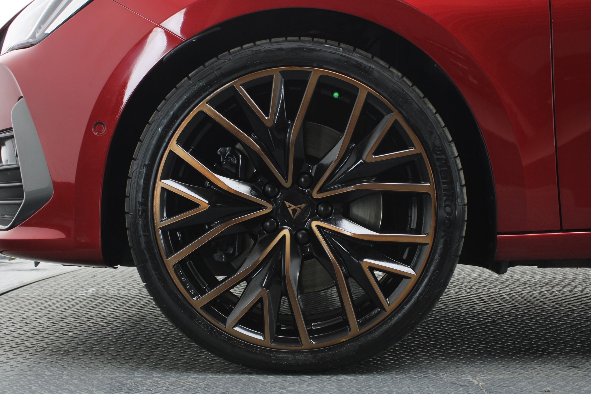 2024 Cupra Leon 2.0 300 At